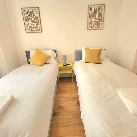 London En-Suite Double Rooms - Leytonstone E11 Екстер'єр фото