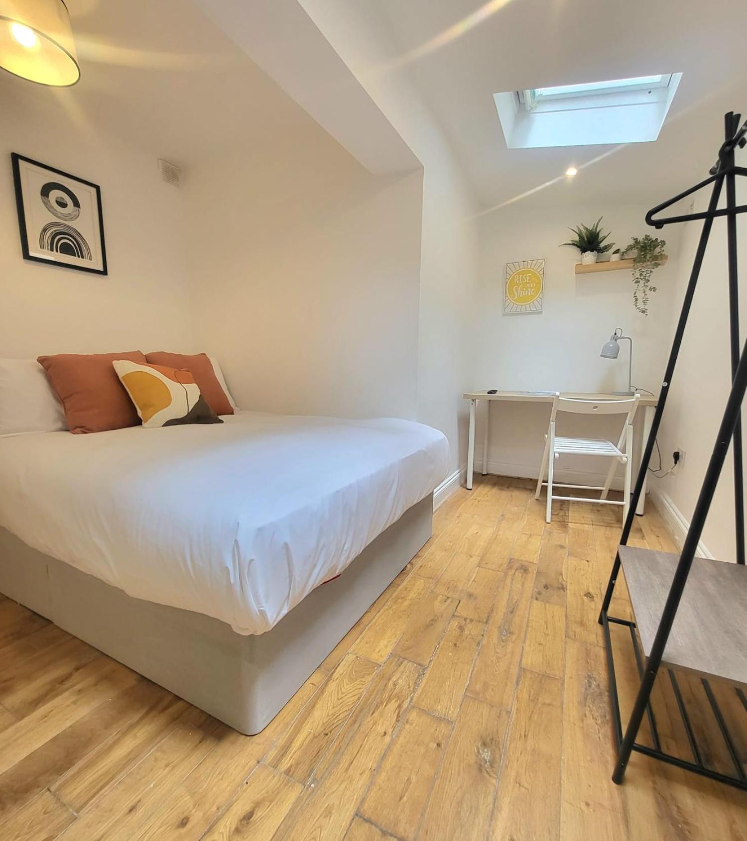 London En-Suite Double Rooms - Leytonstone E11 Екстер'єр фото